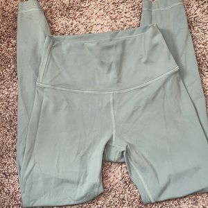 Women’s Green Lululemon Leggings